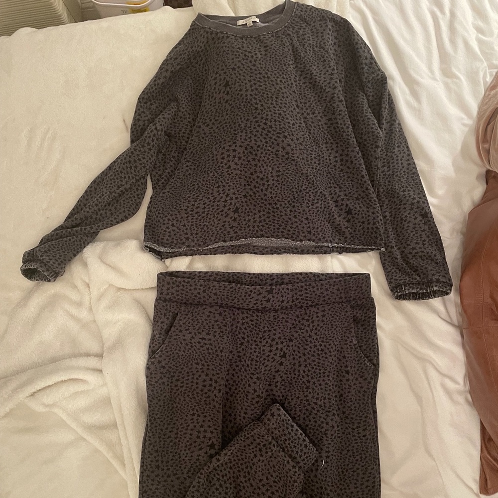 Z Supply Matching Jogger/ Crewneck Set